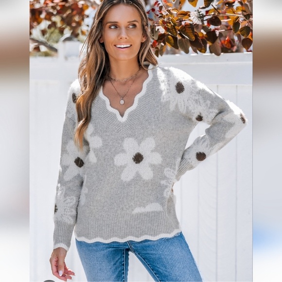 Cupshe Sweaters - Cupshe Gray and White Floral V-Neck Sweater